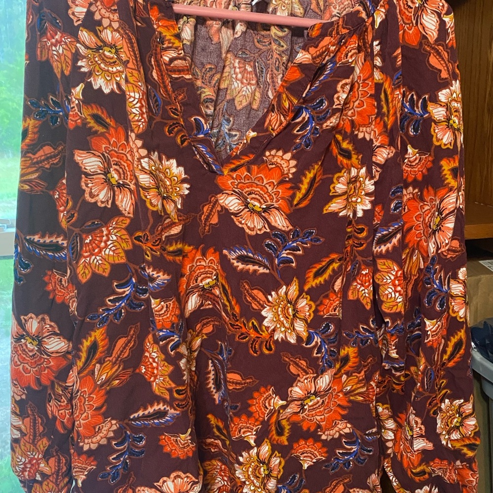 Old Navy V-Neck Blouse